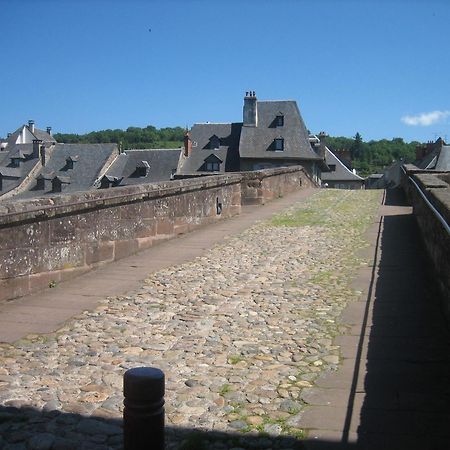 Ideal , Plein Centre-Ville Tout Confort Espalion Exterior photo